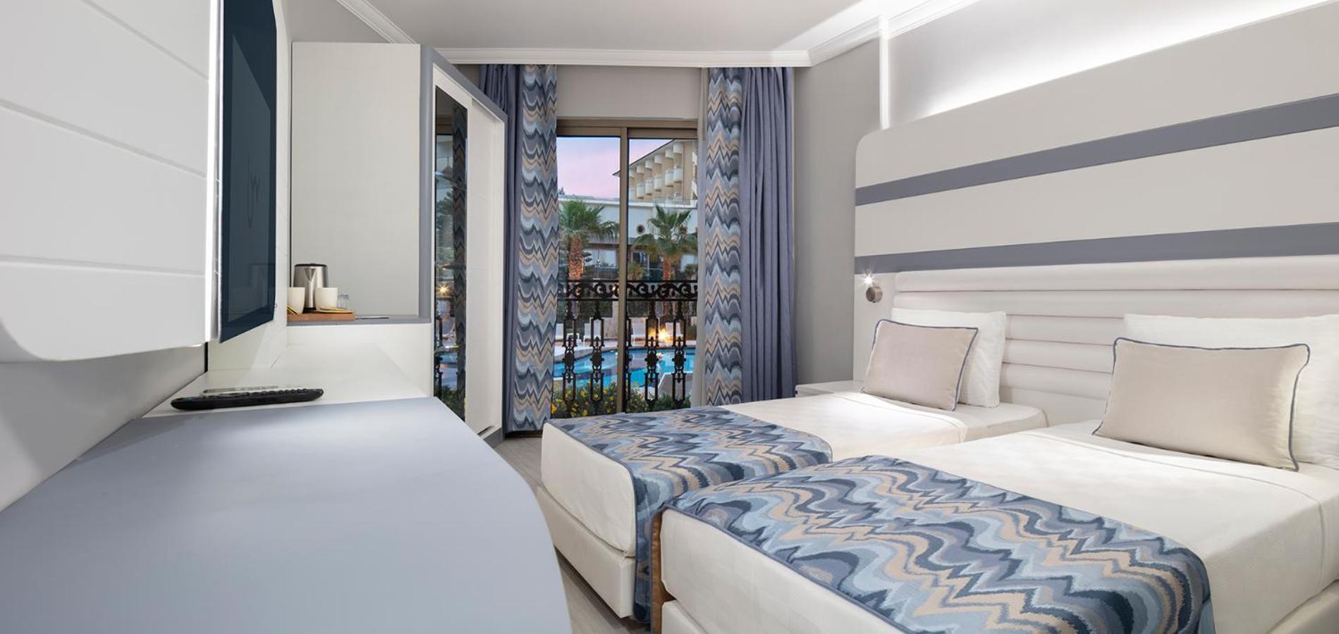 Blue Marlin Deluxe Spa & Resort Konaklı Pokoj fotografie